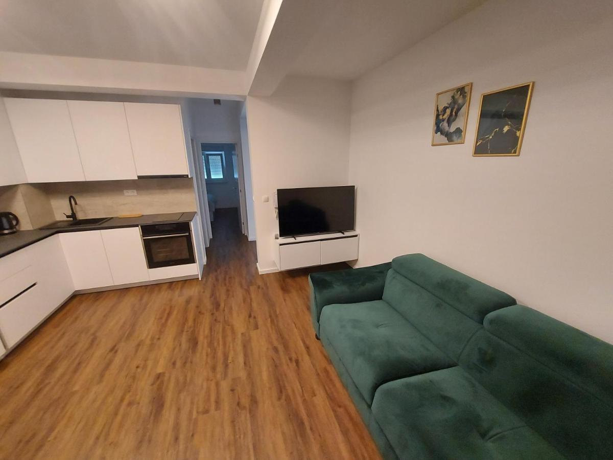 Luxury Apartments Jukic 로크바 로고즈니차 외부 사진