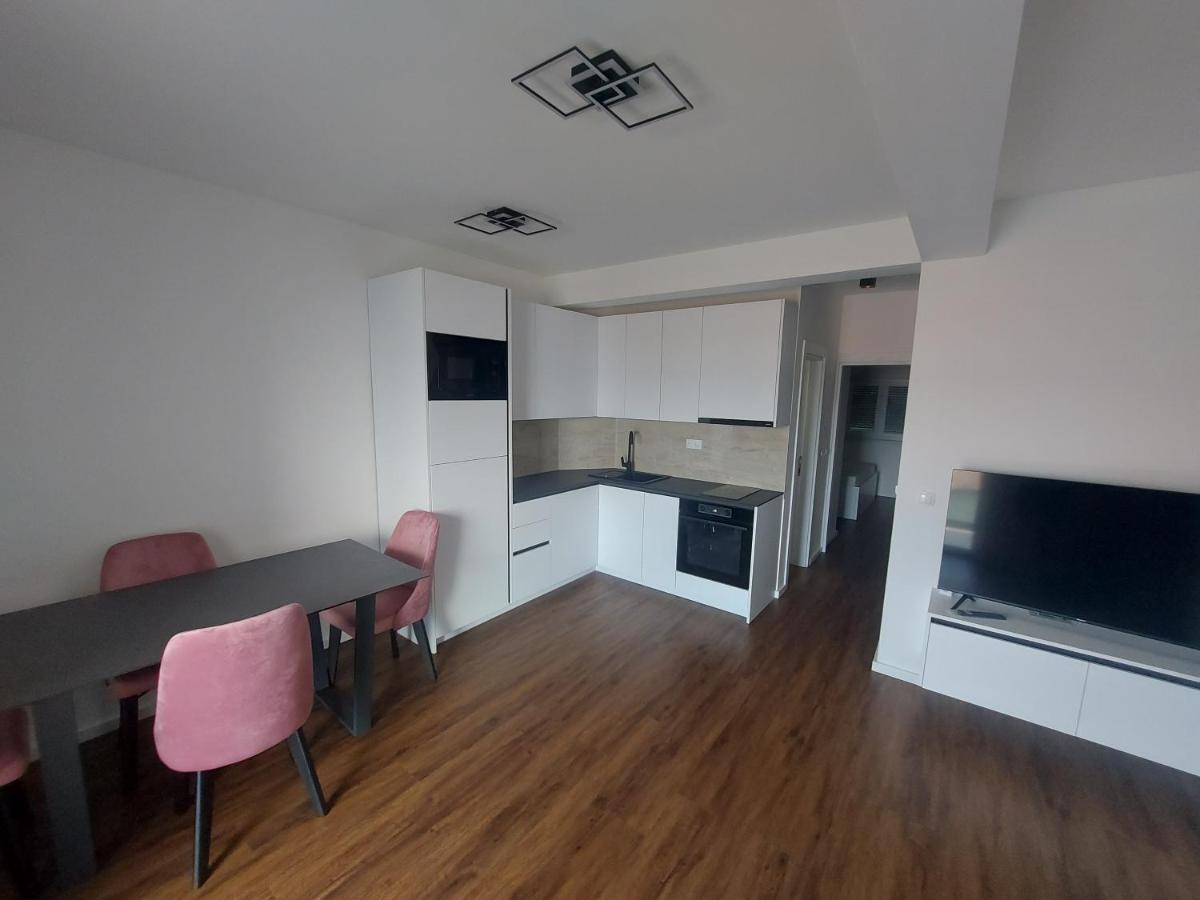 Luxury Apartments Jukic 로크바 로고즈니차 외부 사진